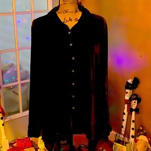 Beautiful oversized Velvet Blouse